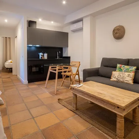 Bhost - Palacete Del Aguila * Córdoba