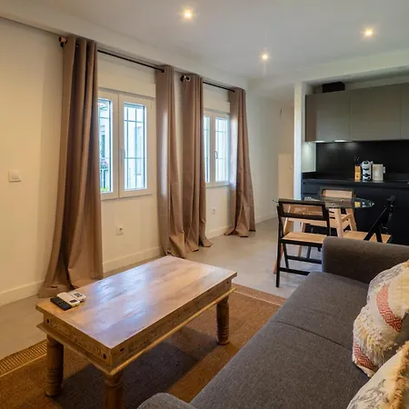 Bhost - Palacete Del Aguila